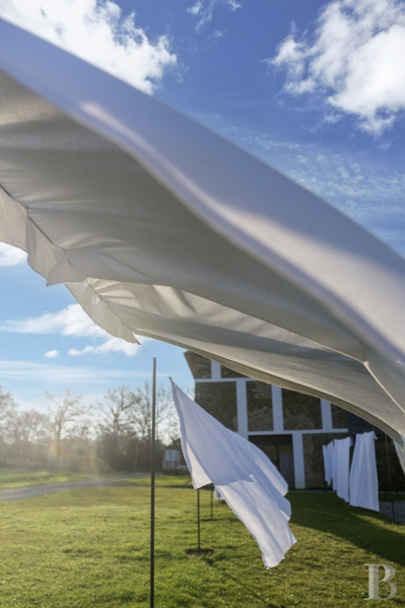 En Mayenne, au sud de Laval, un ancien établissement de blanchissage dans un domaine de 180 hectares - photo  n°24